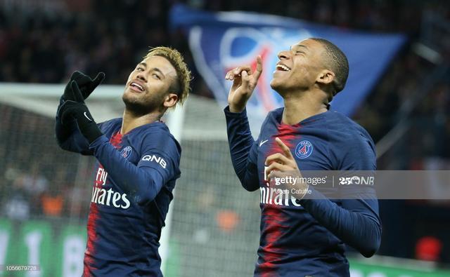 内马尔在雄鹿比赛中赛况扑朔迷离，连败引发热议！的简单介绍九游体育官网入口