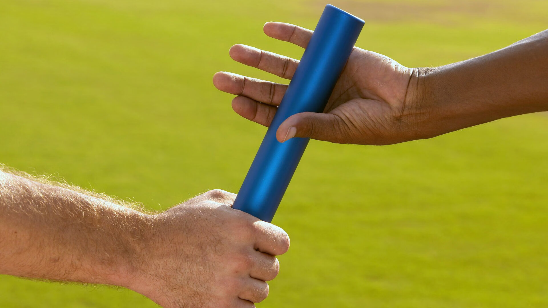 美国队不断突破！，哈兰德连续三场比赛得分超过重返赛场全场沸腾不已